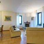 Holiday home Maurizia Domaso