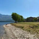 Maurizia *