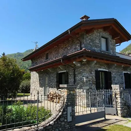 Feriehus Maurizia Domaso