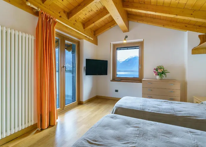 Vakantiehuis Maurizia Domaso